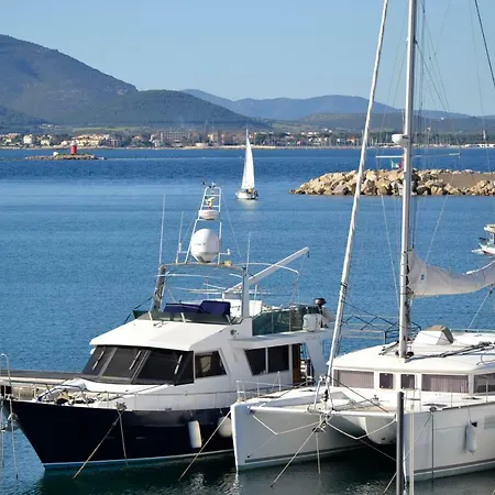 بيت ضيافة White 3*