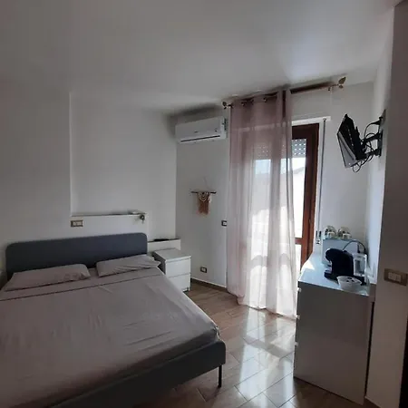 Bed & Breakfast White 2*