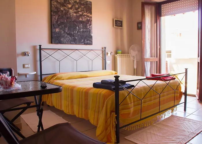 Konukevi White Alghero